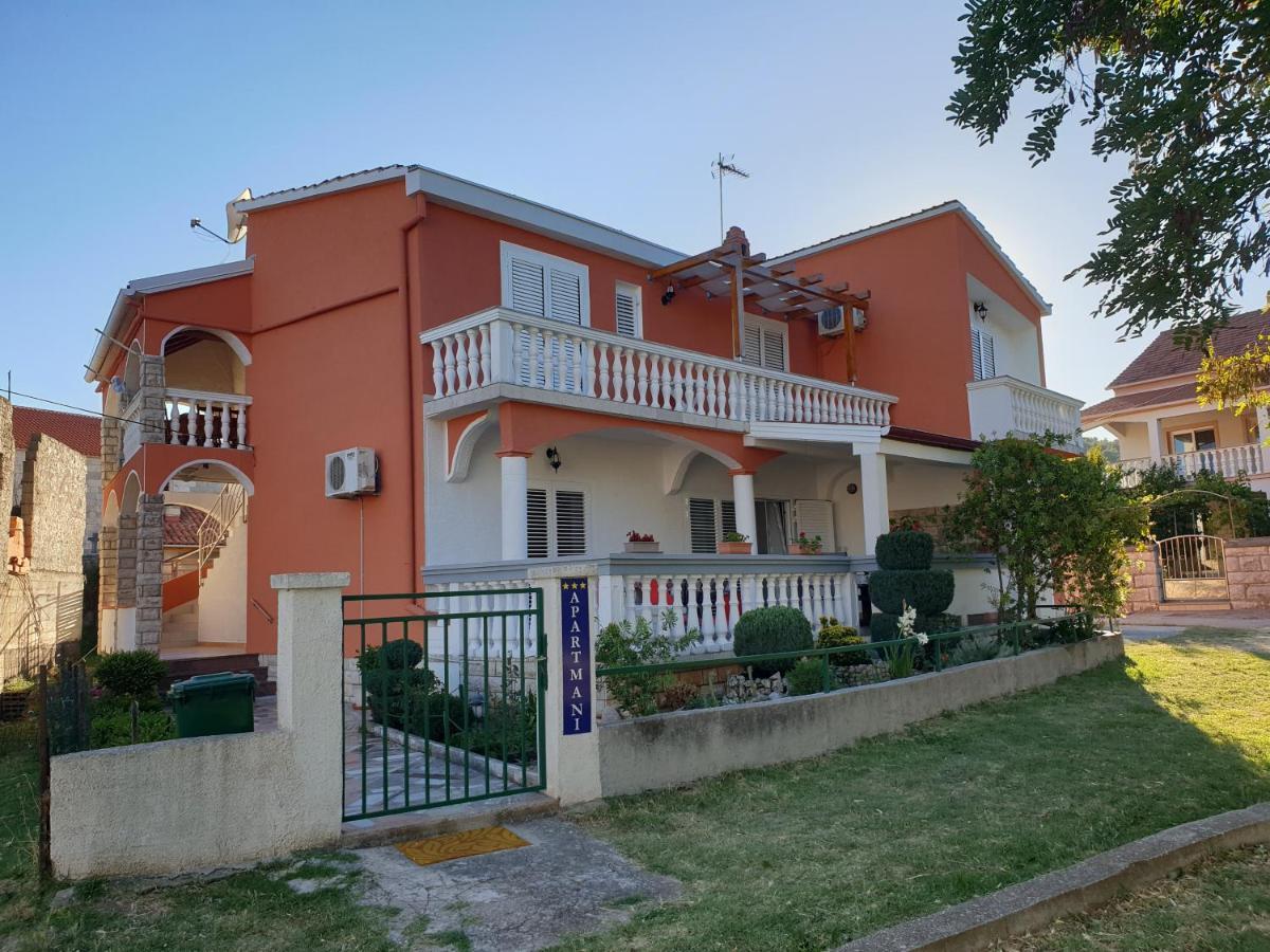 Apartments Martinovic By The Sea กูกลีตซา ภายนอก รูปภาพ