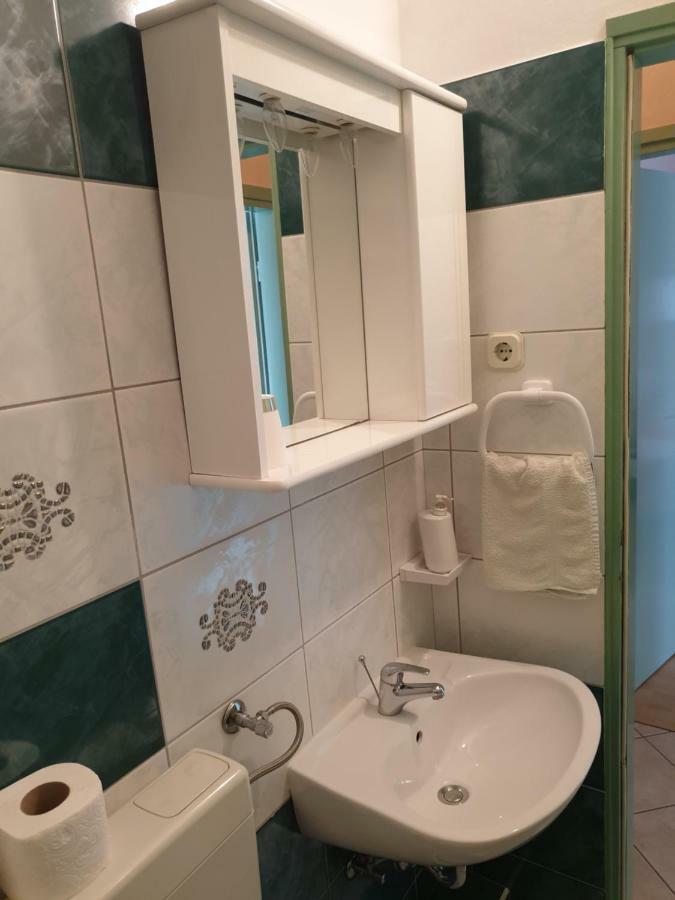 Apartments Martinovic By The Sea กูกลีตซา ภายนอก รูปภาพ