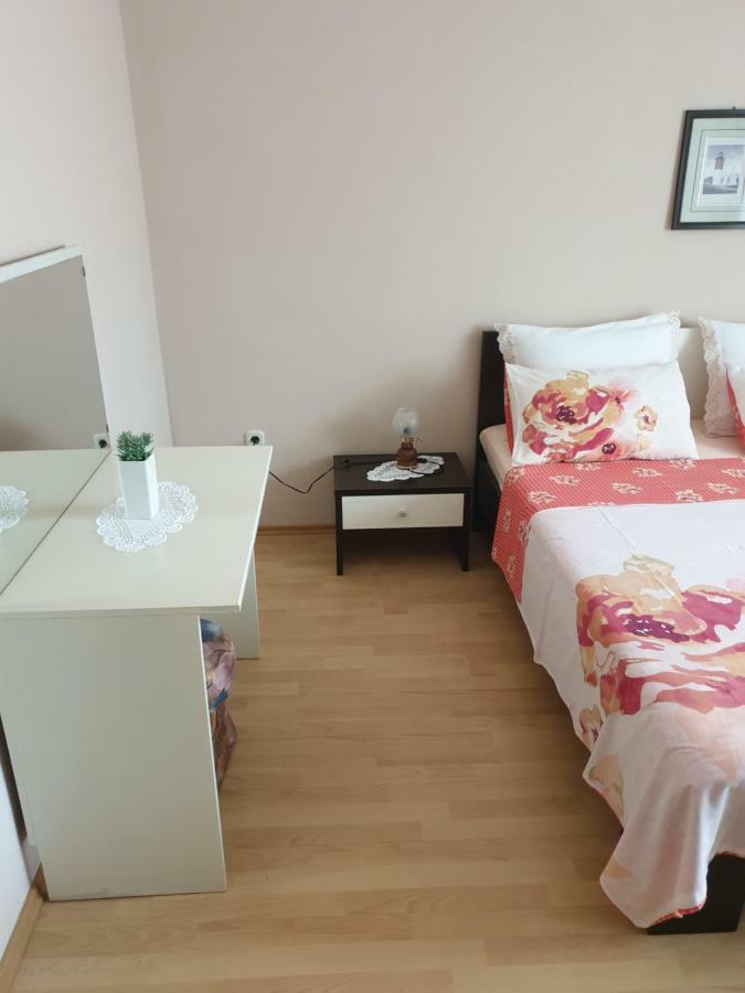 Apartments Martinovic By The Sea กูกลีตซา ภายนอก รูปภาพ