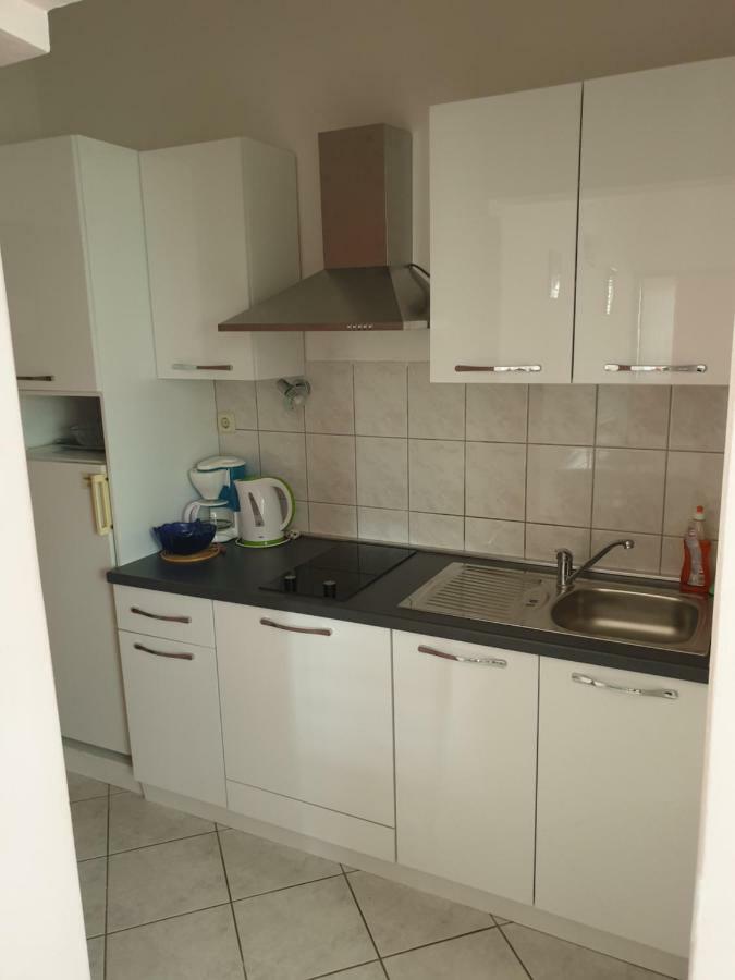 Apartments Martinovic By The Sea กูกลีตซา ภายนอก รูปภาพ