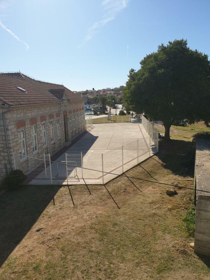 Apartments Martinovic By The Sea กูกลีตซา ภายนอก รูปภาพ